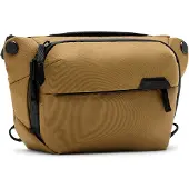 Peak Design Coyote Everyday Sling 3L v2
