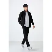 Tommy Life Herren Sweatshirt- und Hosen-Set mit entspanntem Fit und Reißverschlusskragen