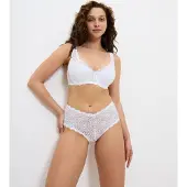 Triumph Balconette-BH "Amourette" Stretch-Spitze, weich, feminin, breite Träger