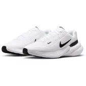 Nike UPLIFT SC Weiß