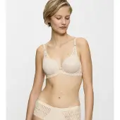 Triumph Bügel-BH "Aura Spotlight WHP", Damen, Gr. 80, Cup C, beige (creamy dream), Microtouch, Obermaterial: 61% Polyester, 32% Polyamid, 7% Elasthan, BHs Bügel-BH, moderne Grafikspitze