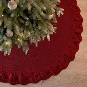 Markenlos Weihnachtsbaumrock - Elegantes Design in Rot