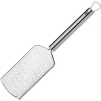 WMF Küchenreibe "Profi Plus", (1 St.), langanhaltende Schärfe, Cromargan Edelstahl rostfrei, Aufhängeöse