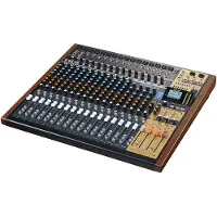 Tascam Analoges Mischpult Modell 24 mit Staubschutzhaube AK-DC24