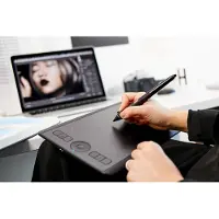 Wacom Intuos Pro Small - Digitalisierer - rechts-