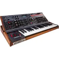 Sequential Pro 3 Monophoner Synthesizer mit Multi-Filter-Design Special Edition