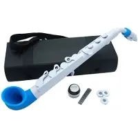 NUVO jSax weiß mit Blue trimmen 2.0