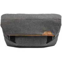 Peak Design Field Pouch V2 - Holzkohle