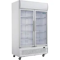 Polar G-Serie Zweitürige Displaykühlung mit Leuchtkasten 950L Schwingtüren