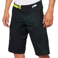 100% Shorts 100%