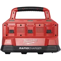 Milwaukee 6-ių vietų greitasis akumuliatorių įkroviklis M18 PC6 Packout