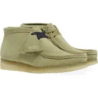Clarks Shoes für Herren. 26155520 Wallabee Beige Lederstiefeletten (38), 1 bis 3 cm, Wildleder, Schnürsenkel, Lässig