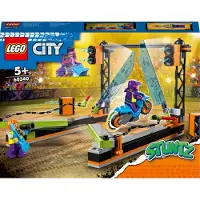 LEGO 60340 City Stuntz Hindernis-Stuntchallenge Set, inkl. Motorrad und 2 Stunt Racer Minifiguren, Action-Spielzeug, Geschenk Set für Kinder