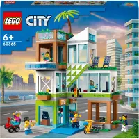 LEGO 60365 City Appartementhaus Set, Konstruktions-Spielzeug mit Eckladen, Wohnzimmer, Küche und Schlafzimmer, mit Scooter, Fahrrad, 6 Minifiguren und einer Straßenplatte