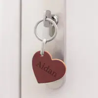 Yoursurprise Schlüsselanhänger aus Leder gravieren mit Namen - Herz - Braun