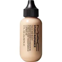MAC Studio Radiance Face And Body Radiant Sheer Foundation 50 ml - C0