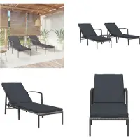 vidaXL Sonnenliegen 2 Stk. mit Tisch Poly Rattan Grau - Sonnenliege Mit Tisch - Sonnenliegen Mit Tischen - Gartenliege - Beistelltisch