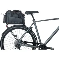 Basil Gepäckträgertasche Miles XL Pro schwarz/orange, 31x23x20cm, 9-36ltr