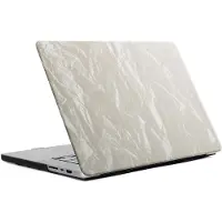 Selencia Cover mit Samtoberfläche für das Apple MacBook Pro 16 Zoll (2021 / 2023 M3 / 2024 M4 / 2026 M5) - Beige