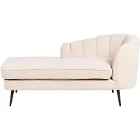 Beliani Chaiselongue Hellbeige Bouclé Rechtsseitig mit Schwarzen Metallbeinen Lehne Muschelform Glamourös Modern Muschelsofa Wohnzimmer Ausstattung