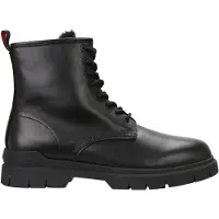 HUGO Ryan Stiefel