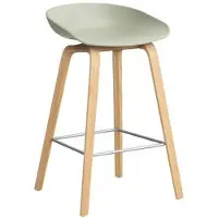 HAY - About A Stool AAS 32 H 65 cm, Eiche lackiert / Edelstahl / pastel green 2.0 (Kunststoffgleiter)