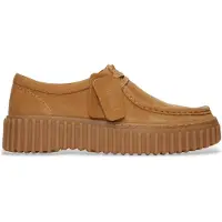 Clarks Schnürschuhe Torhill Bee mit großer gerippter Außensohle 5246 Light Tan Nubuck 37