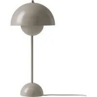 &tradition Flowerpot VP3 Tischleuchte, grau-beige, 50 cm - &TRADITION &Tradition, Flowerpot VP3, Grau, für Wohnzimmer, Metall, Design