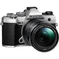 OM SYSTEM OM-5 + 14-150mm II Special Edition silber