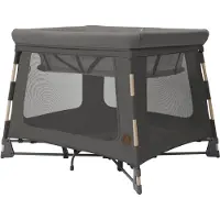 Maxi-Cosi Swift Spielplatz