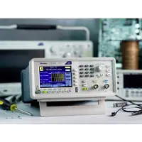 Tektronix AFG1062 Funktionsgenerator netdrevet 0.000001 Hz - 60 MHz 2-kanals Sinus , Firkant , Puls, Arbitrær , Støj , Trekant