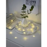 Konstsmide - Micro LED Lichterkette, 6h Timer, 40 warm weiße Dioden, batteriebetrieben, Innen, silberfarbener Draht; 1461-190