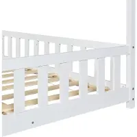 En.casa Hausbett ‘Hesel’ für Kinder mit Matratze Rausfallschutz Lattenrost 120 x 200 cm Weiß