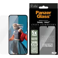 PanzerGlass Keramischer Displayschutz mit Applikator für das Samsung Galaxy S25