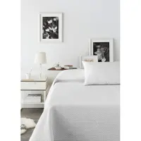 Otto Home Tagesdecke "Annika gesteppte Tagesdecke, aus 50% recyceltem Polyester" und 50% Baumwolle, ab Größe 140x210 cm