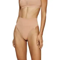 Triumph Shapingslip "Soft Sculpt" nahtlos, formend, leichter Bauchweg-Effekt, hoher Beinausschnitt