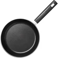 Fiskars Hard Face Steel Bratpfanne, Brat Pfanne, Antihaftbeschichtung, Edelstahl, Ø 26 cm, 1052246