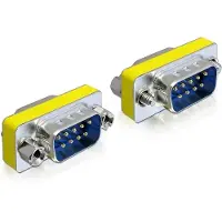 DeLOCK Serieller Gender Changer DB-9 M bis M Daumenschrauben (65009)