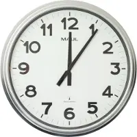 MAUL Wanduhr MAULride Ø 61 x 7.1 cm funkgesteuert Kunststoff 1 x AA (1.5 V) silber