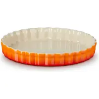 Le Creuset Heritage Geriffelte Flanform, Steinzeug, 24 cm, 1,12 kg, Vulkanschwarz