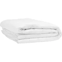 Beliani Bettdecke Weiß Polyester/Baumwolle 135 x 200 cm Doppeldecke Monochromatisch Warm Ganzjährig Schlafzimmer
