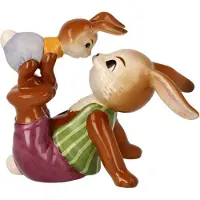 Goebel Figur " Hasenfamilie - Frechdachs " in Bunt | Gr.: onesize