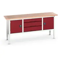Bott Kastenwerkbank verso, mit Multiplex-Platte, 3 Schubladen & 2 Türen, B 2000 x T 600 x H 830 - 930 mm, Lichtgrau RAL 7035 / Purpurrot RAL 3004
