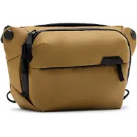 Peak Design Everyday Sling 3L v2 Coyote
