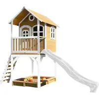 Axi Spielhaus Sarah mit Sandkasten & weißer Rutsche | Stelzenhaus in Braun & Weiß aus Holz für Kinder | Spielturm mit Wellenrutsche für den Garten