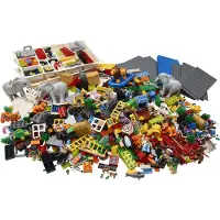 LEGO Identity and Landscape Set