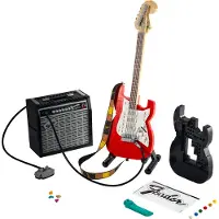 LEGO Ideas Fender Stratocaster, DIY-Gitarren-Kit, Modell-Musikinstrument für Jugendliche und Erwachsene mit 65 Princeton Reverb Verstärker, Gitarren-Zubehör und Aufkleber, ideal als Zimmer-Deko 21329