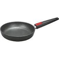 Woll , Nowo Titanium, Gusspfanne, AS Ø 32 cm, 5 cm hoch