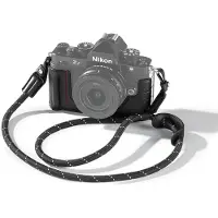 SmallRig 5095 Ledertaschen-Kit für Nikon Z f (schwarz)
