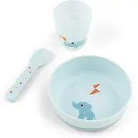 Done by Deer - Foodie First Meal Geschirr-Set - Playground Blau - Skål: 12,5 x H 4,5 cm. Krus: 6,5 x H 7 cm. Ske: 14 cm.